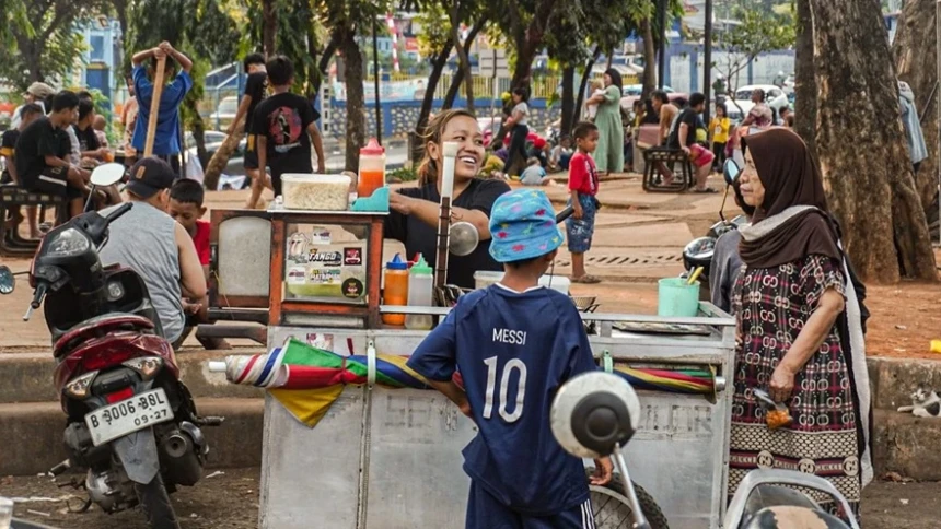 Tips Ahli Gizi bagi Pedagang Kaki Lima Agar Barang Dagangan Tetap Bersih dan Aman