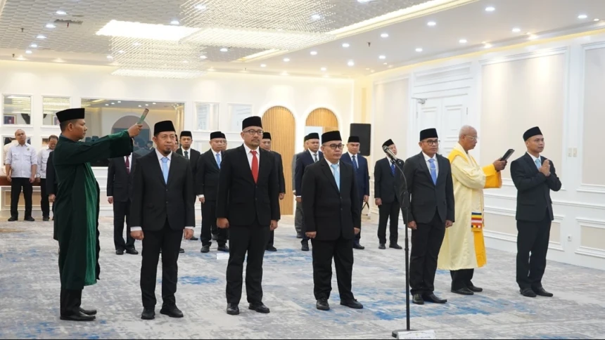 Menteri Agama Lantik Basnang Said Jadi Dirjen Pesantren Pertama