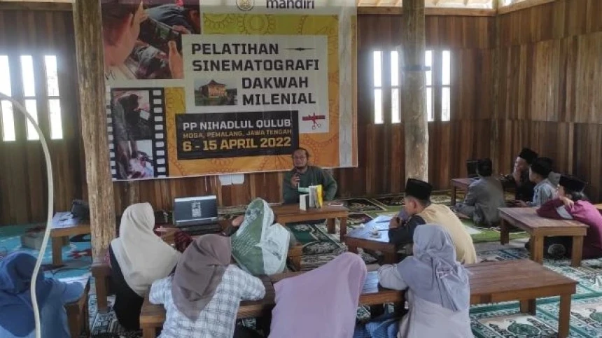 Pesantren Nihadlul Qulub Pemalang Isi Ramadhan dengan Pelatihan Dakwah Milenial