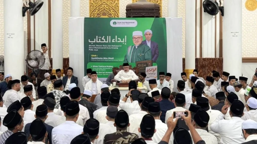 Pembukaan Ngaji Kitab di Pidie Jaya, Abu Mudi Ijazahkan Sanad Keilmuan kepada Abiya Kuta Krueng
