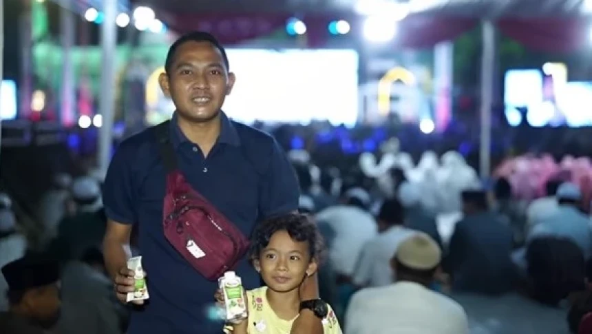 Saat Ribuan Jamaah Hadiri Tabligh Akbar Bersama Sasa Santan Omega 3 di Surabaya