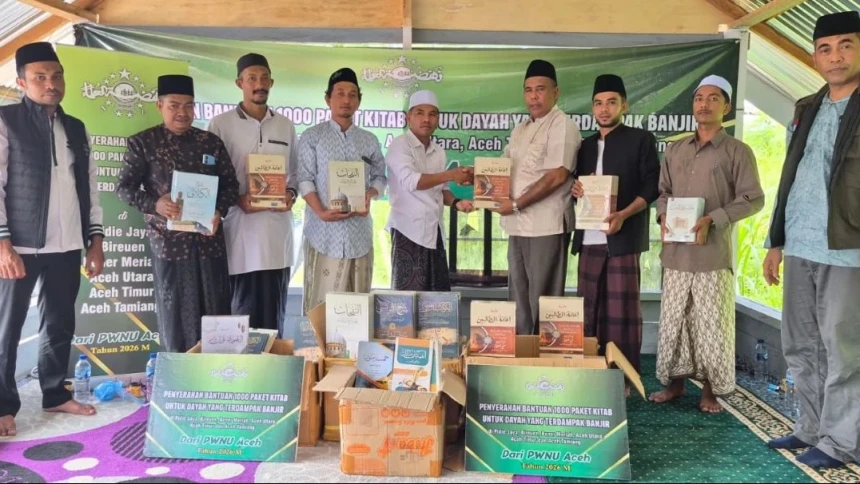 PWNU Aceh Salurkan Ribuan Kitab untuk Santri Terdampak Banjir di 6 Kabupaten
