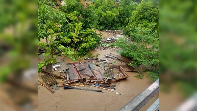 Cerita Haru saat Pesantren Istabroq Sukabumi Diterjang Banjir: Bangunan Amblas hingga Lemari Santri Hanyut