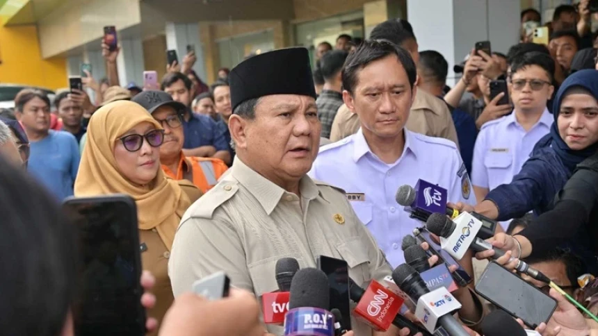 Presiden Prabowo Sebut Akan Perbaiki 1.800 Perlintasan Kereta dan Bangun Flyover di Bekasi