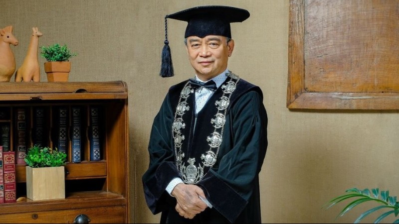 Uninus Kukuhkan Akademisi NU Jawa Barat sebagai Guru Besar Ilmu Pendidikan IPA