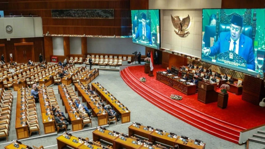 DPR Sahkan RUU Polri Jadi Undang-Undang, Klaim Libatkan Publik dalam Pembahasan 