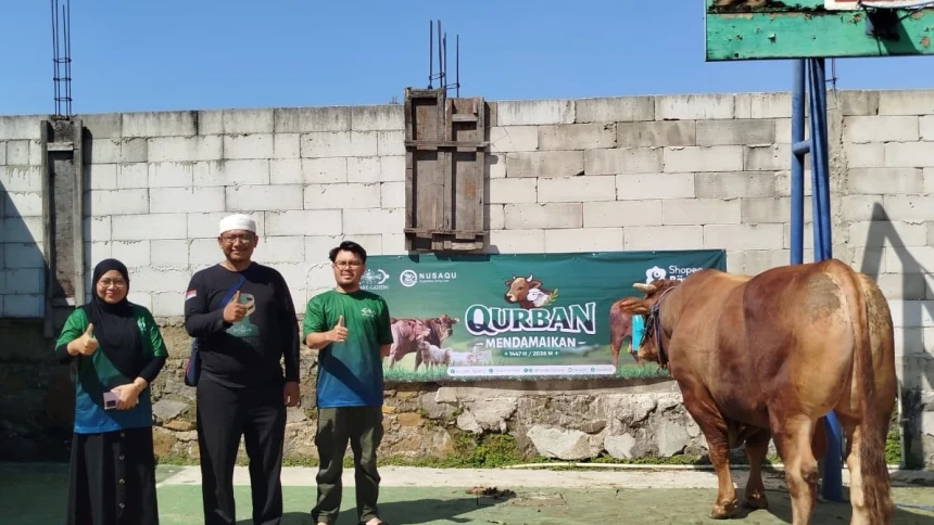 Penyaluran Hewan Kurban NU Care-LAZISNU di Pesantren Almanar Azhari, Depok
