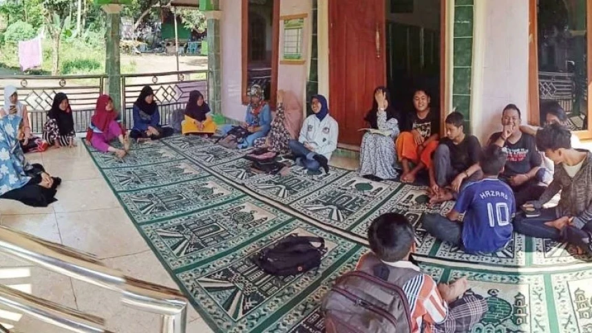 Pendidikan Desa Berdaya di Komunitas Belajar Qoryah Thayyibah Salatiga