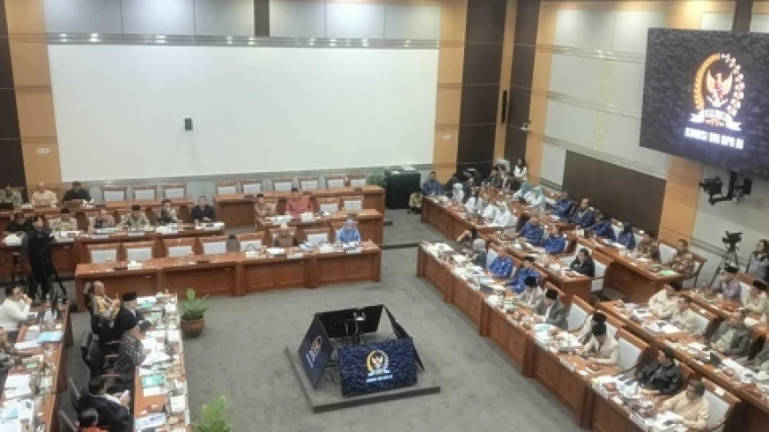 Tindak Lanjuti Putusan MK, DPR Kawal Pemisahan Anggaran Pendidikan MBG di APBN 2027