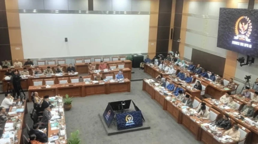 DPR Targetkan RUU Ketenagakerjaan Disahkan 8 Oktober, YLBHI Soroti Konstruksi Hukum 