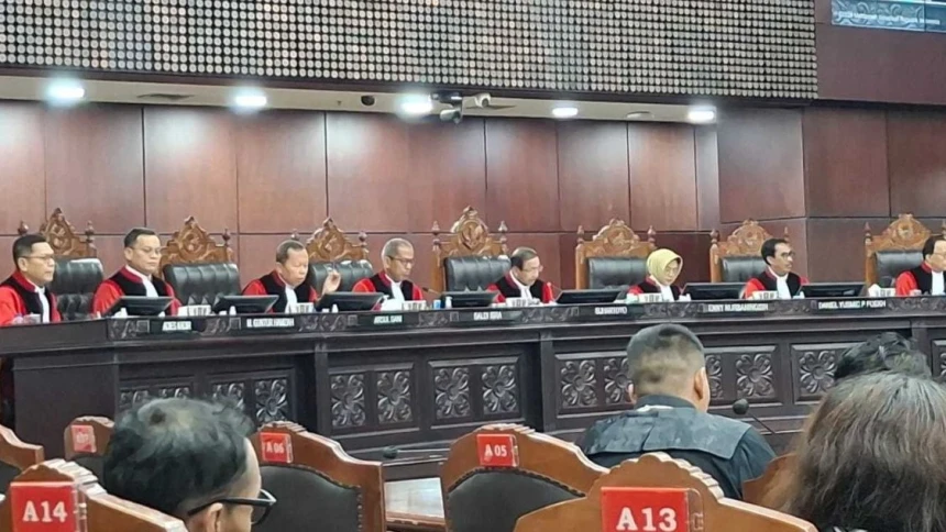 Malam Ini, MK Bacakan Putusan Syarat Pendidikan Gibran