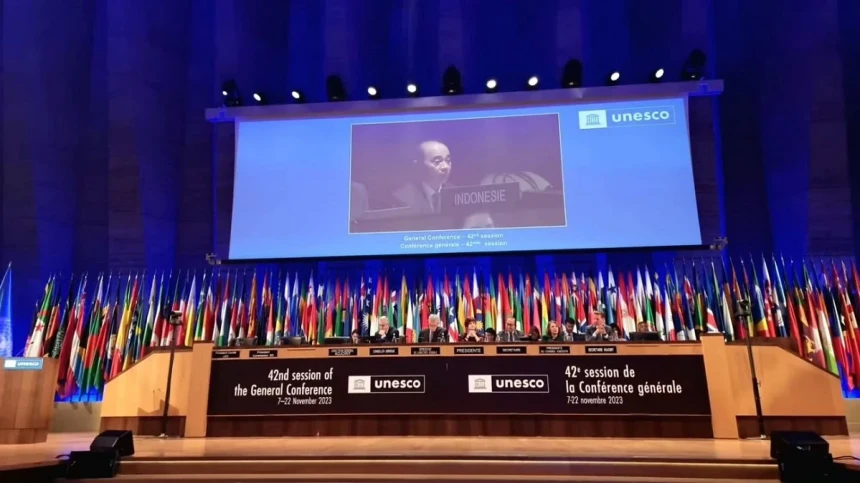 Awal Mula Bahasa Indonesia Jadi Bahasa Resmi Sidang Umum UNESCO