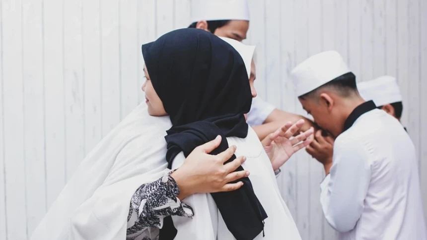 Islam Larang Keras Putus Hubungan Keluarga, Lebaran Momen Tepat Menyambungnya