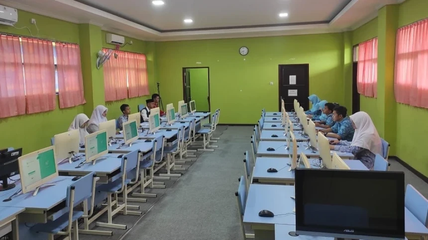 Siswa Madrasah Se-Indonesia Beradu Sains di Kendari