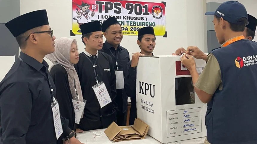 Santri Tebuireng Nyoblos di TPS Lokasi Khusus