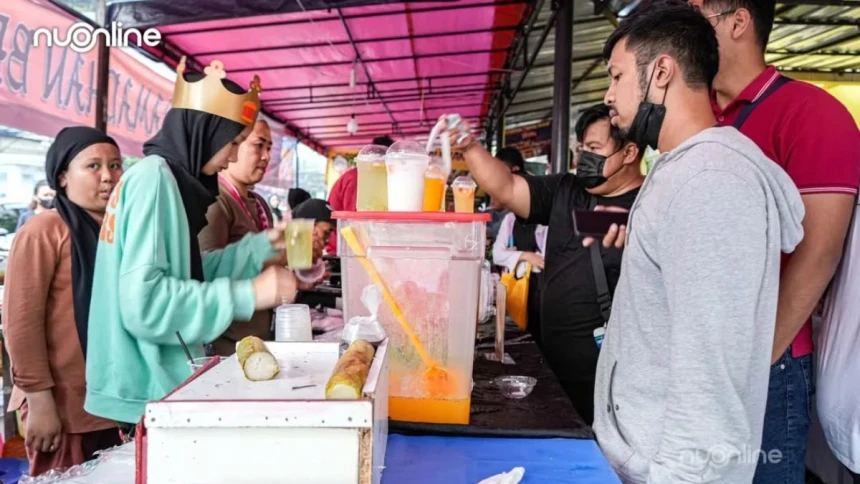 Ganjaran Besar bagi Orang yang Bekerja untuk Menafkahi Keluarga