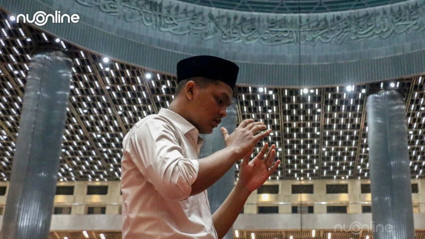 Mengirim Al-Fatihah kepada Nabi Sebelum Shalat, Bolehkah?