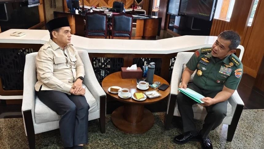 Temui KASAD, Wamenag Sampaikan Bakal Tambah Petugas Haji untuk TNI