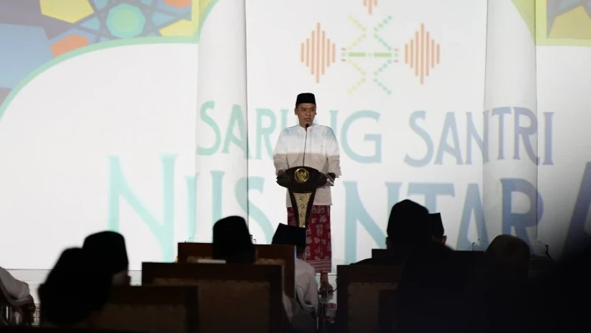 Wamenag Ingin Ada Hari Sarung Nasional sebagai Wujud Pelihara Tradisi Nusantara