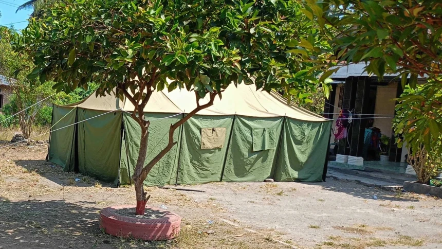 Warga Korban Gempa NTT Bertahan dan Nelayan Kehilangan Penghidupan