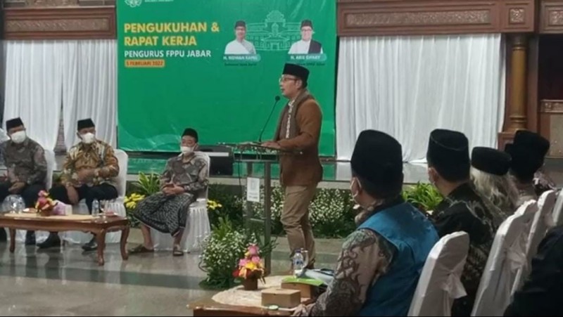 Resmi Dilantik, Ridwan Kamil Ingin FPPU Jabar Sinergi dengan Pemerintah Kembangkan Pondok Pesantren