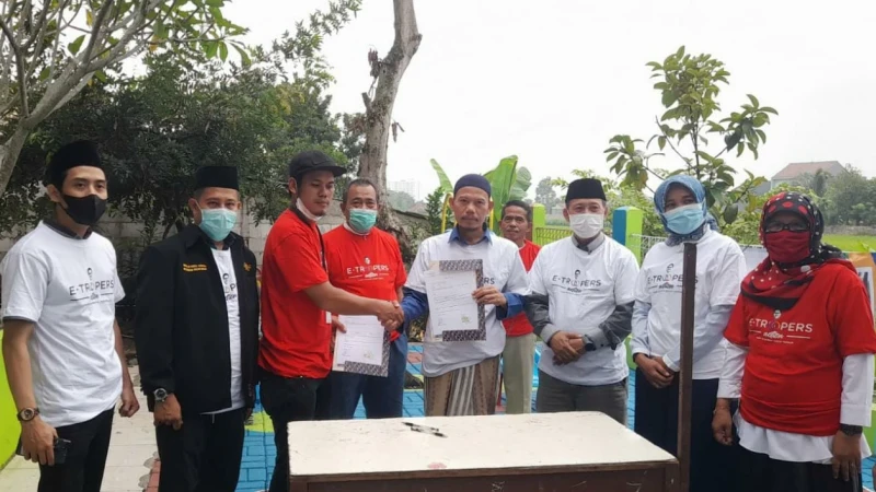 Yayasan E-Troopers Rangkul NU Bogor Barat Salurkan Program Social Healing 
