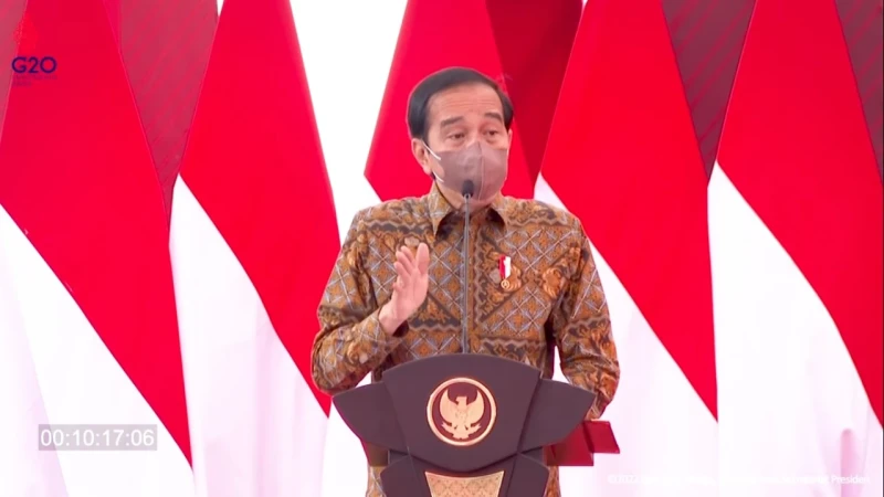 Presiden Jokowi Ingatkan Jangan Sampai Ada Penceramah Radikal di Lingkungan TNI dan Polri