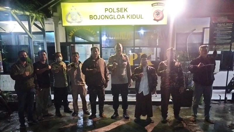 GP Ansor dan Banser Kota Bandung Bantu Aparat Razia Miras di Jalan Leuwi Panjang 