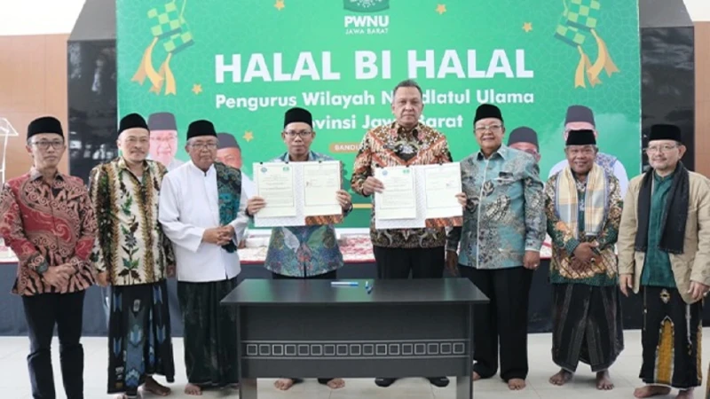 Tandatangani Nota Kesepahaman, BNN dan PWNU Jabar Kampanyekan P4GN Menuju Indonesia Bersinar
