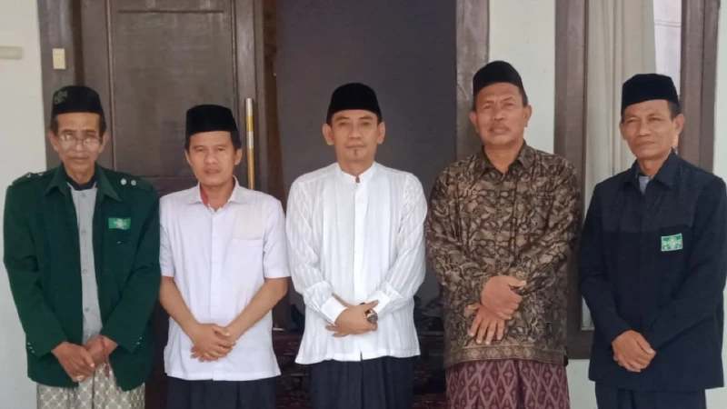 Silaturahmi ke Ketua Tanfidziyah PCNU Indramayu, MWCNU Kedokanbunder Siap Gelar Konferensi