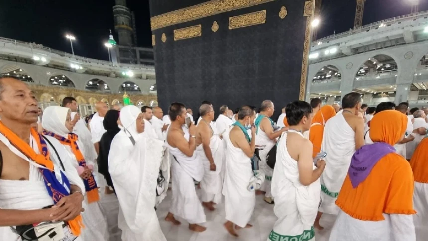 Tiba di Makkah, Jamaah Haji Indonesia Padati Masjidil Haram untuk Jalani Umrah Wajib