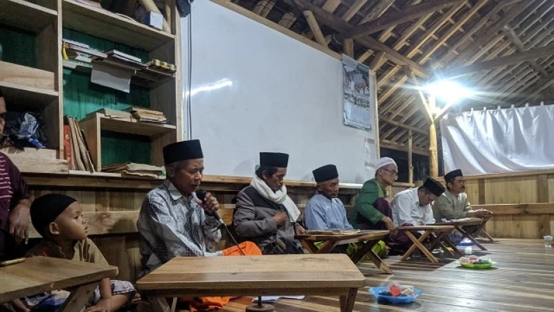 Majelis Taklim Al-Muqni Masawah Adakan Pengajian Tematik di Sela-sela Ngalogat