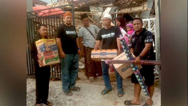 Mustasyar MWCNU Bogbar Salurkan Donasi Bencana Gempa Bumi dan Longsor Cianjur 