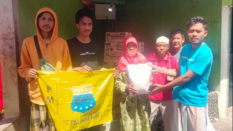 Salurkan Donasi di 80 Titik Pengungsian, PMII Jabar Doakan Korban Gempa Cianjur Segera Pulih dan Bangkit