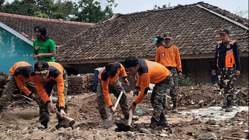 GP Ansor Cianjur Siapkan Ratusan Kader Banser Bantu Aparat dalam Pemulihan, Rehabilitasi dan Rekontruksi Pasca Gempa