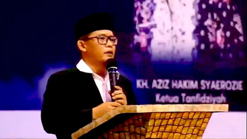 Lantik 18 Lembaga PCNU Kabupaten Cirebon, KH Aziz Hakim Syaerozie: Jadi Pengurus NU Harus Maksimal
