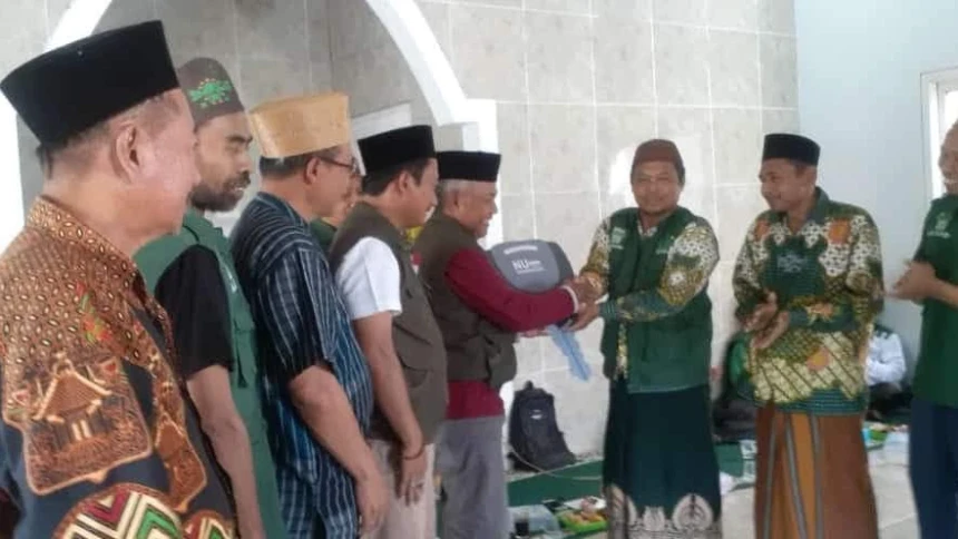 PCNU Pringsewu Lampung Serahkan 1 Unit Ambulans untuk MWCNU Banyumas