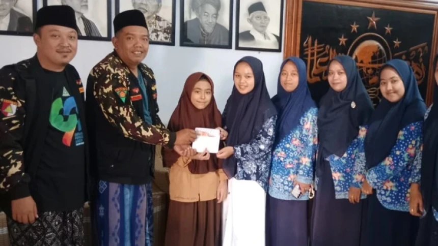 Beasiswa Putra dan Putri Banser, Awalnya Inisiasi Pribadi, Kini Jadi Program Ansor Jatim