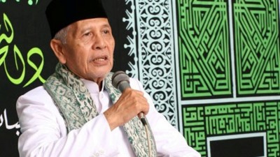 Kiai Sya Roni Terangkan Amalan Rebo Wekasan