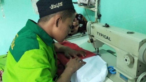 Pesantren Nurul Kholil Bangkalan Ajarkan Keterampilan Ladang Bisnis