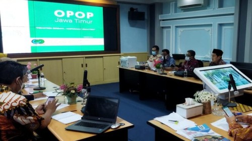 Kolaborasi OPOP Jatim dan SMK, Beri Pelatihan untuk Santri
