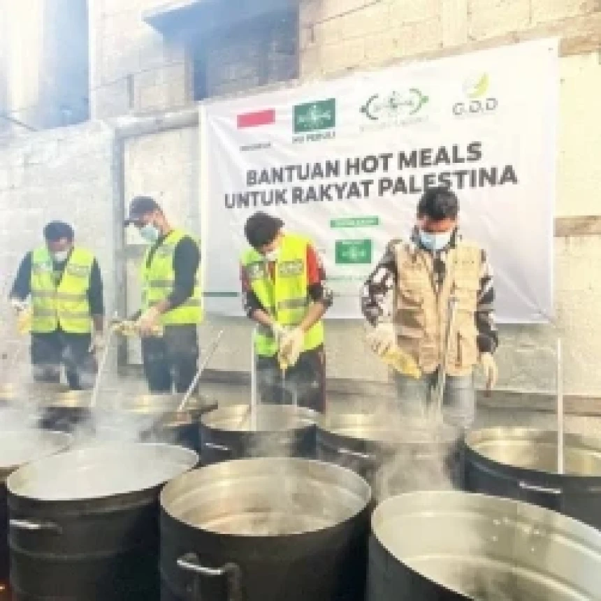 Jelang Akhir Tahun, LAZISNU Salurkan Bantuan Makanan Hangat untuk 3.000 Pengungsi di Gaza