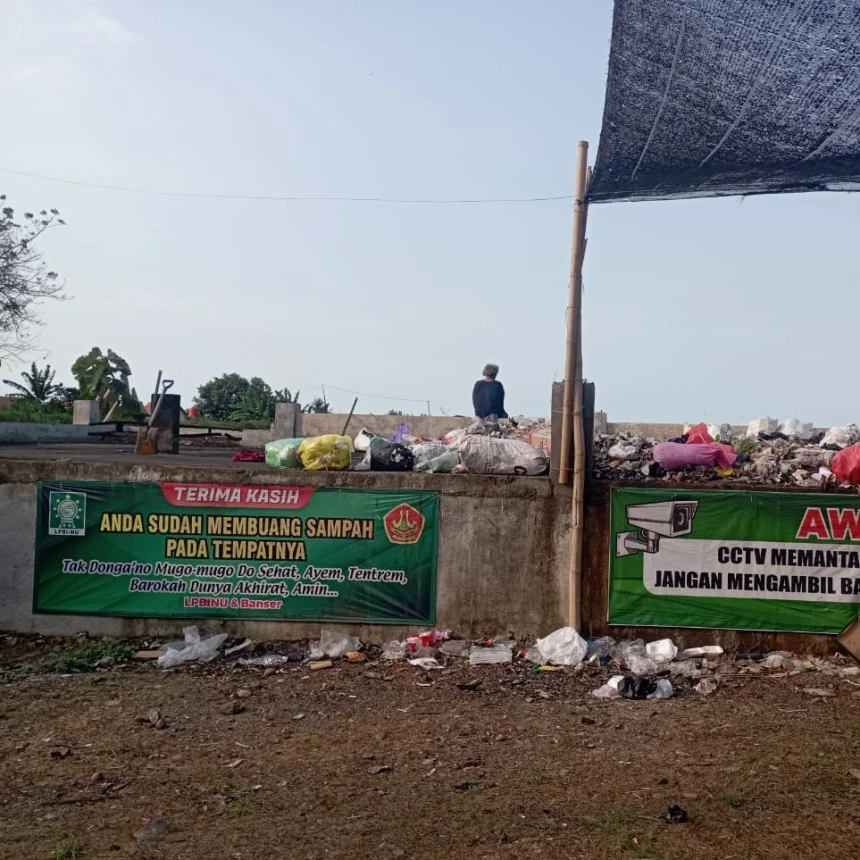 LPBINU dan Banser Kelola TPS, Bantu Urai Semrawutnya Persoalan Sampah di Trangkil Pati