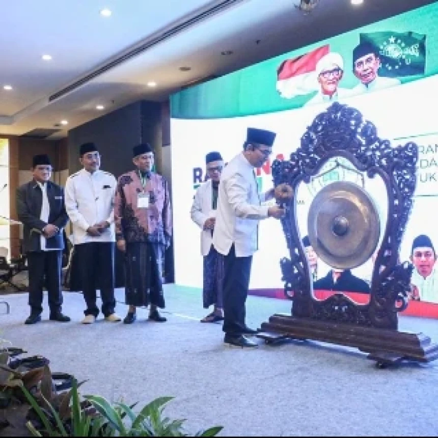 Buka Rakernas JQHNU, Gus Yahya Ungkap Tradisi Tabaruk Al-Qur'an Hanya Ada di Indonesia
