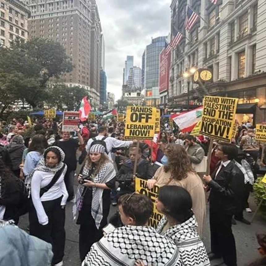 Ribuan Massa Unjuk Rasa di Manhattan, Kecam Agresi Israel ke Gaza dan Lebanon