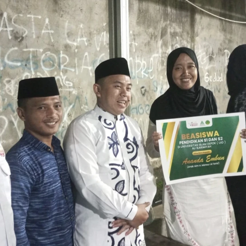 GP Ansor Depok Serahkan Beasiswa Pendidikan S1 dan S2 untuk Anak Kader Inspiratif