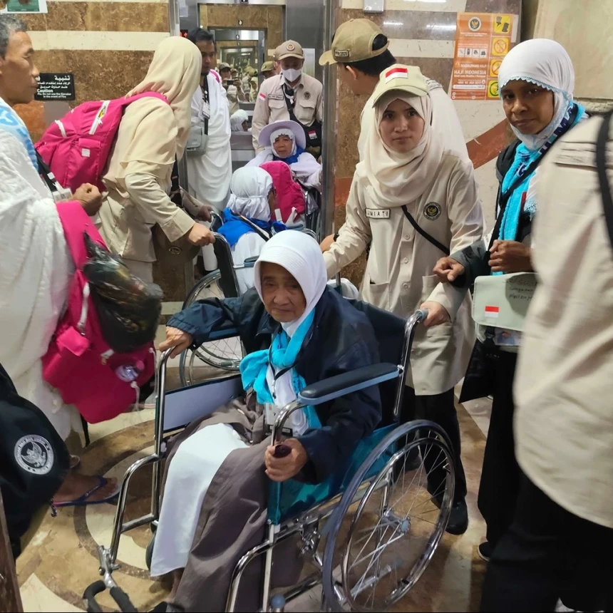 Gelombang Awal Perpindahan Haji: Ribuan Jamaah Indonesia Bergerak dari Madinah ke Makkah