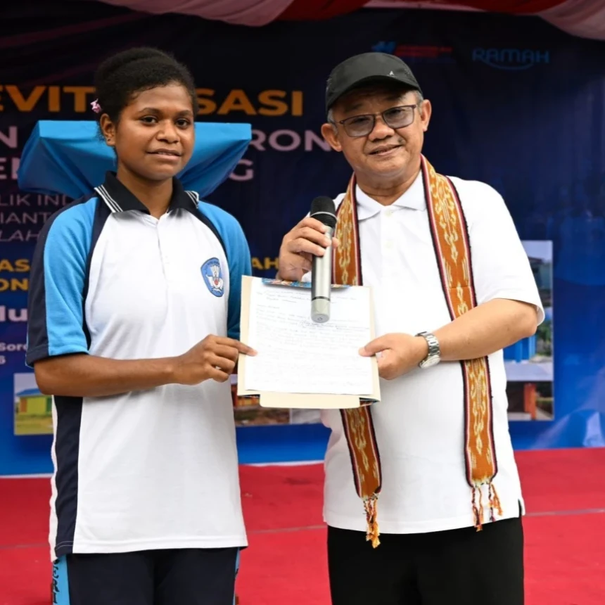 Kualitas Pembelajaran Terus Didorong, Mendikdasmen Revitalisasi Sekolah di Sorong