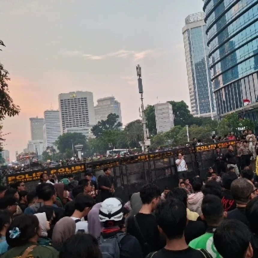Bukan Kebencian, Aksi Indonesia Bangkrut Didasari Kebijakan Pemerintah yang Sengsarakan Rakyat