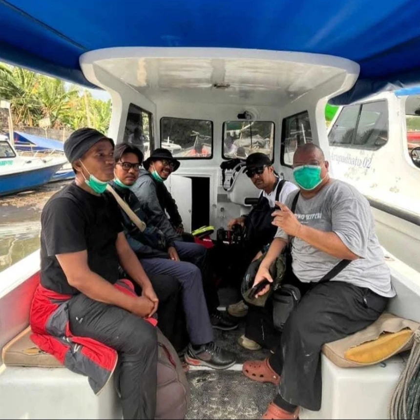 Lima Wartawan Hilang Kontak di Perairan Gunung Anak Krakatau, Tim SAR Lakukan Pencarian